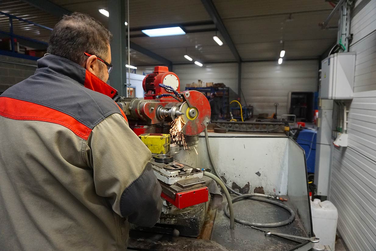 Rencontre avec José, affûteur chez BKS depuis 2014